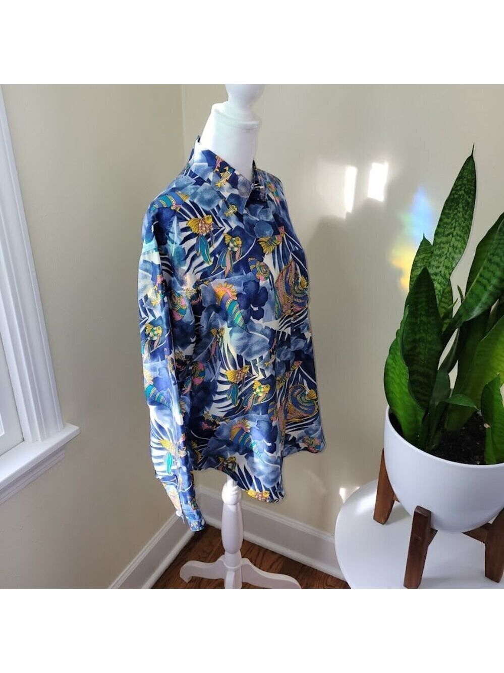 S.L.B. Ocean Silk Blouse Tropical Fish Print Multicolored Shirt Women's Size S - Picture 8 of 13